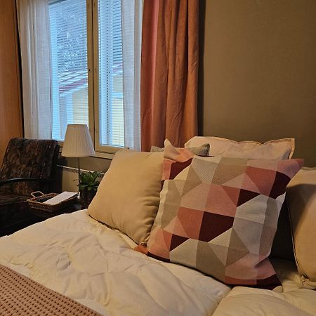 Cosy Studio Apartment Near By Ideapark Lempäälä Bagian luar foto